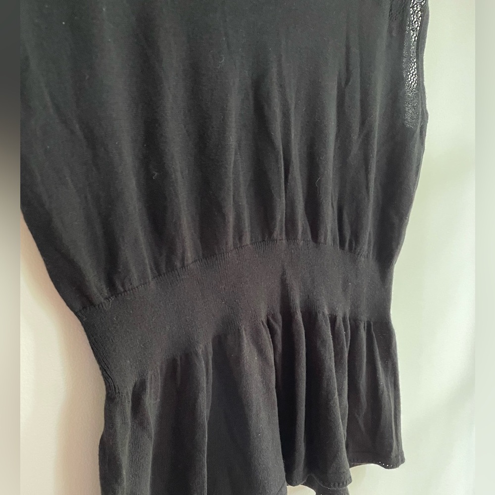 Ann Taylor Lightweight Black Sleeveless Knit Sweater Size L - Picture 3 of 5